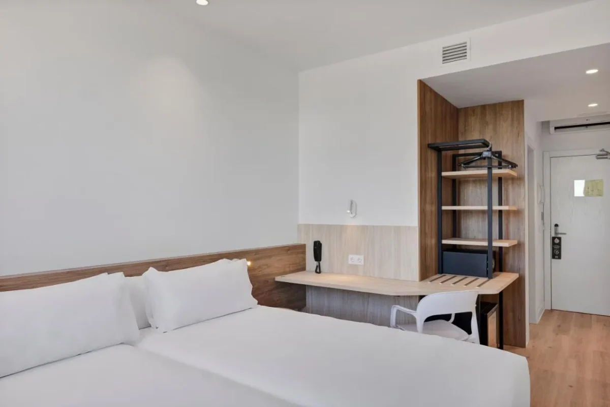 Avintia Hotel Fuenlabrada 8