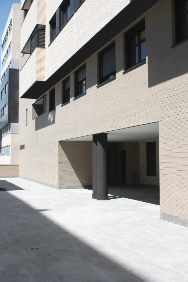 Avintia Jardin Poeta 2