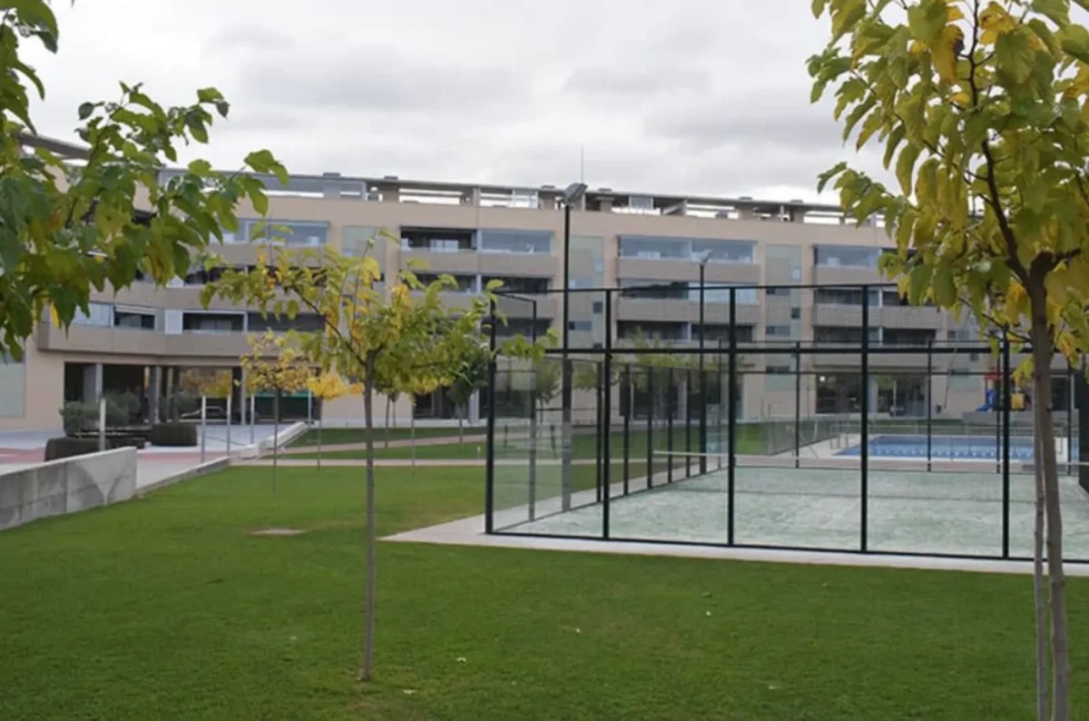 Avintia Jardines Vistabella 10