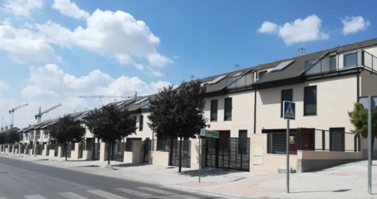 Avintia Los Robles 1