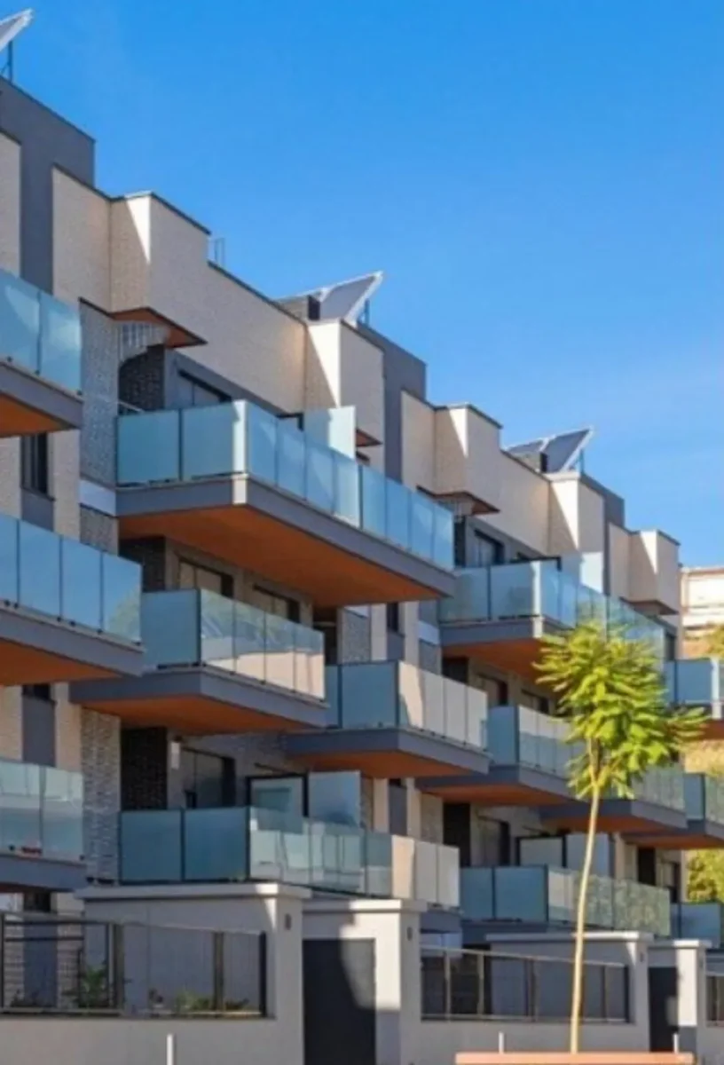 Avintia Residencial Europa 2